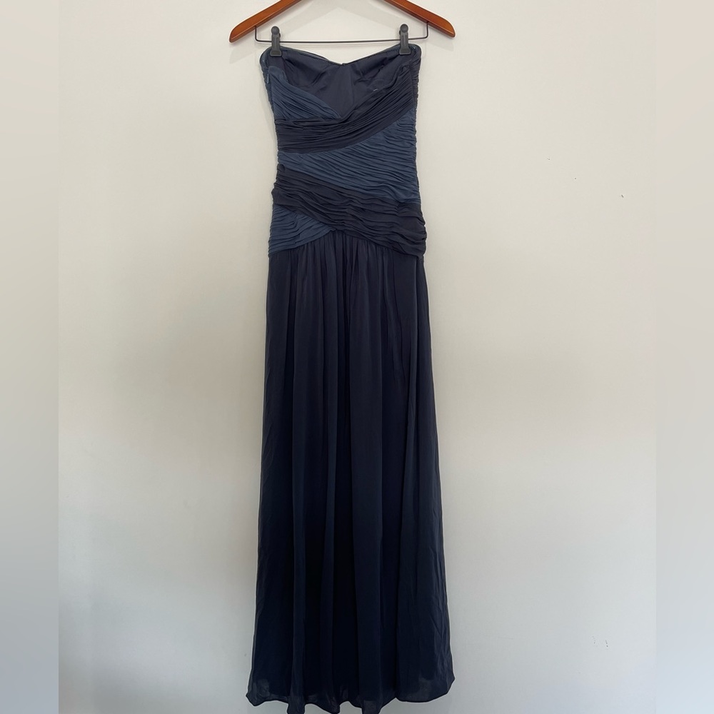 BCBG maxazria sleeveless rouched dress, navy, EUC
